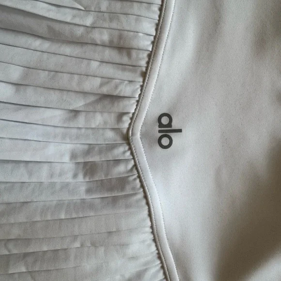 ALO Yoga White Pleated Skater Skirt - Picture 5 of 5
